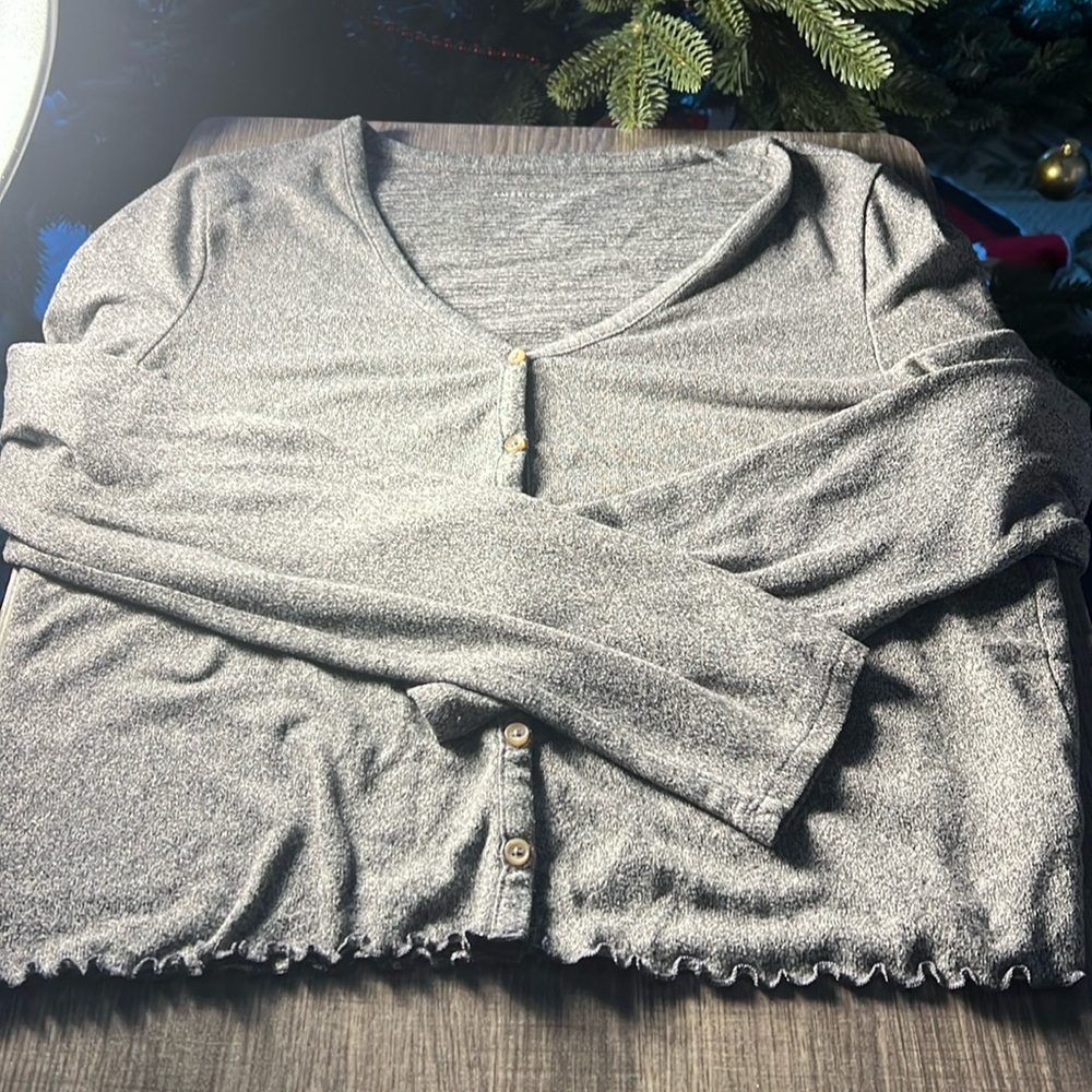 American Eagle Outfitter Women’s Soft & Sexy Plush Scalloped Cropped Waist